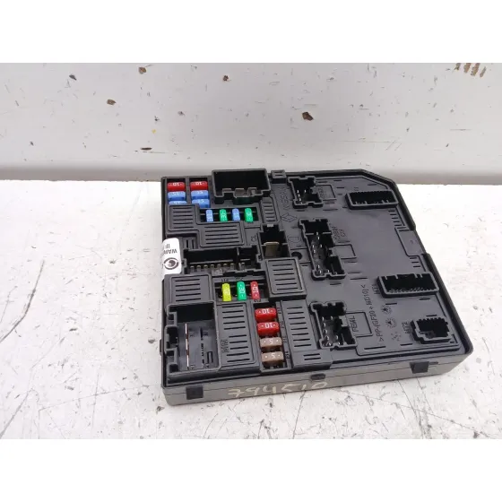 Caja Reles / Fusibles para Renault Megane Iv Hatchback (B9A/M/N_)
