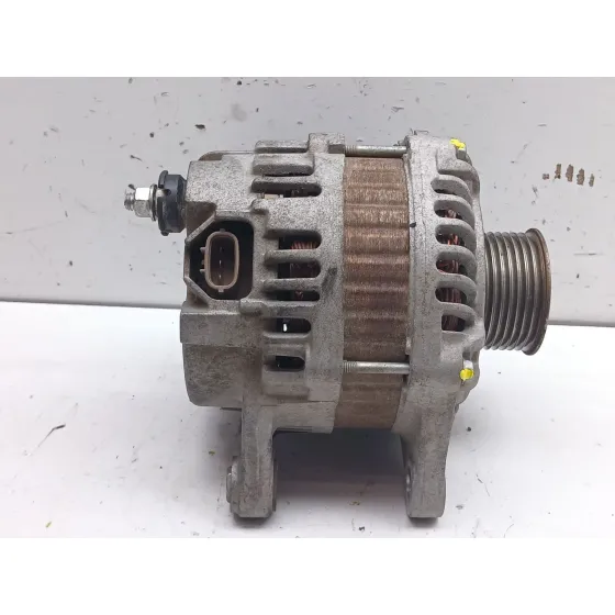 Alternador para Nissan Juke (F15)