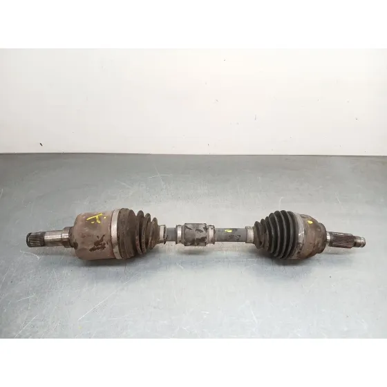 Transmision Delantera Izquierda para Mazda 3 (Bk)