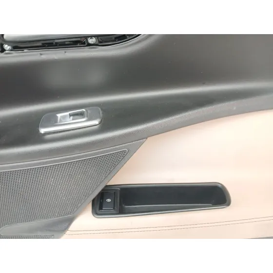 Guarnecido Puerta Delantera Derecha para Jaguar Xe (X760)