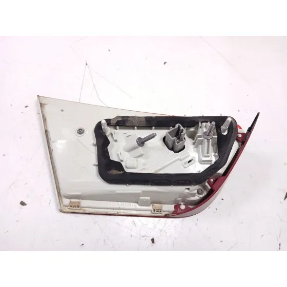 Piloto Trasero Derecho Interior para Jaguar Xe (X760)