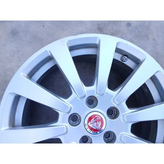 Llanta para Jaguar Xe (X760)