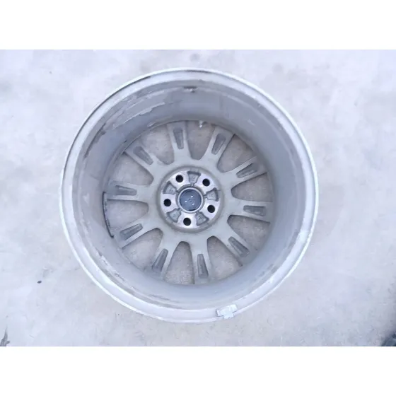 Llanta para Jaguar Xe (X760)