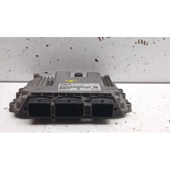 Centralita Motor Uce para Ford Fusion (Ju_)