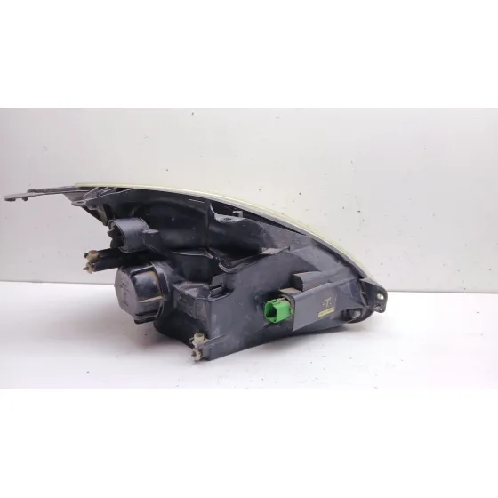 Faro Izquierdo para Ford Fiesta V (Jh_, Jd_)
