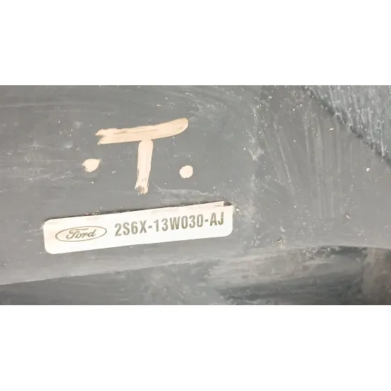 Faro Izquierdo para Ford Fiesta V (Jh_, Jd_)