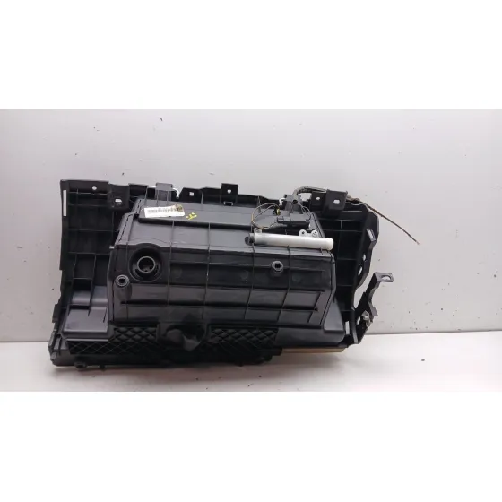Guantera para Jaguar Xe (X760)