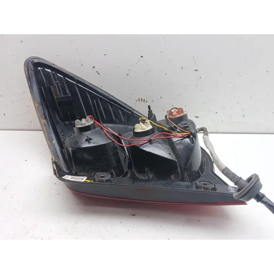 Piloto Trasero Izquierdo para Chevrolet Aveo Sedan (T300)