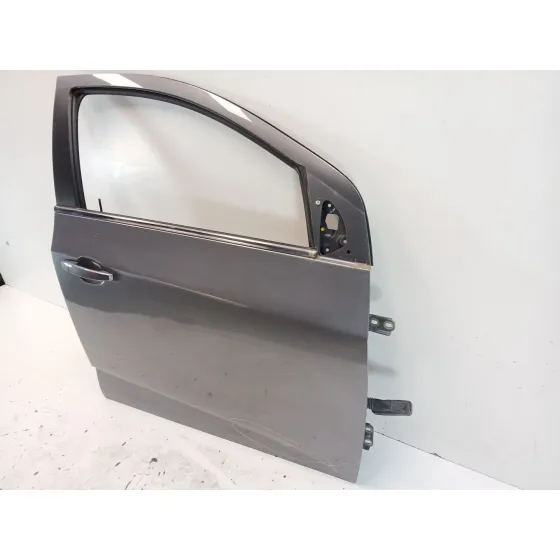 Puerta Delantera Derecha para Chevrolet Aveo Sedan (T300)