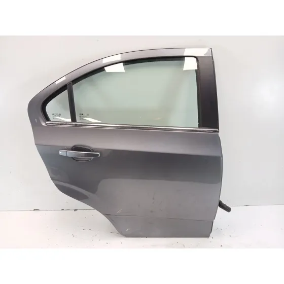 Puerta Trasera Derecha para Chevrolet Aveo Sedan (T300)