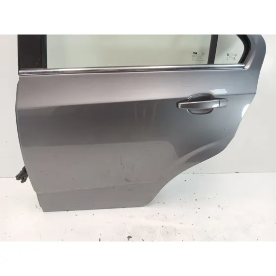 Puerta Trasera Izquierda para Chevrolet Aveo Sedan (T300)