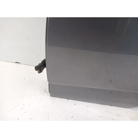 Puerta Trasera Izquierda para Chevrolet Aveo Sedan (T300)