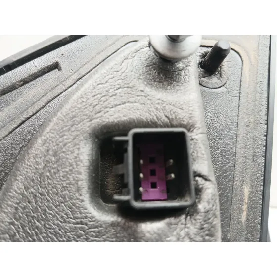 Retrovisor Derecho para Chevrolet Aveo Sedan (T300)