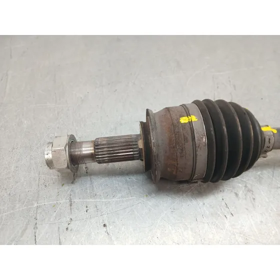 Transmision Delantera Izquierda para Chevrolet Aveo Sedan (T300)