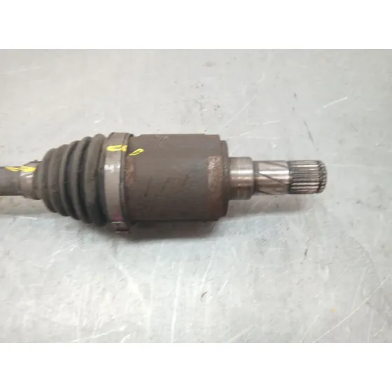 Transmision Delantera Izquierda para Chevrolet Aveo Sedan (T300)