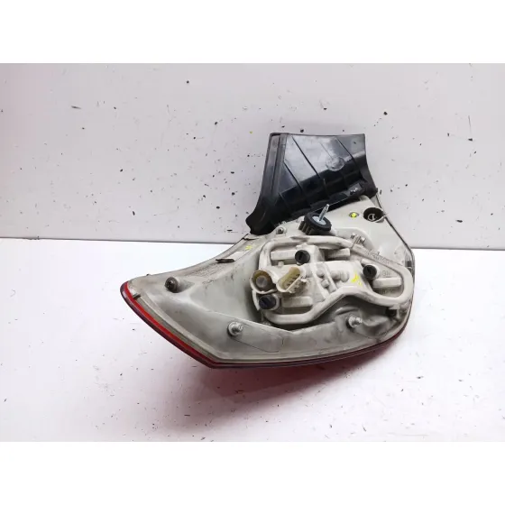 Piloto Trasero Derecho para Opel Astra J (P10)