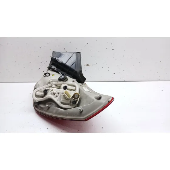 Piloto Trasero Izquierdo para Opel Astra J (P10)
