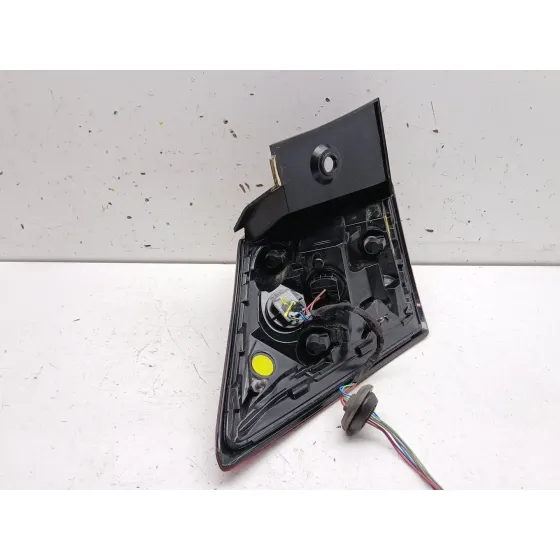 Piloto Trasero Derecho para Nissan Juke (F16_)