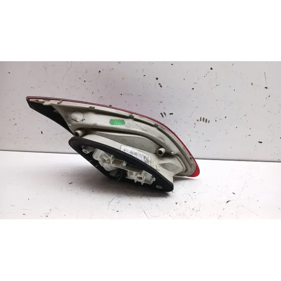 Piloto Trasero Derecho Interior para Opel Astra J (P10)
