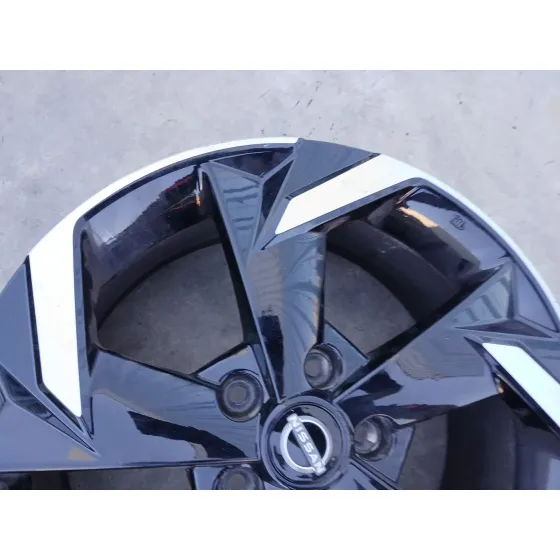 Llanta para Nissan Juke (F16_)