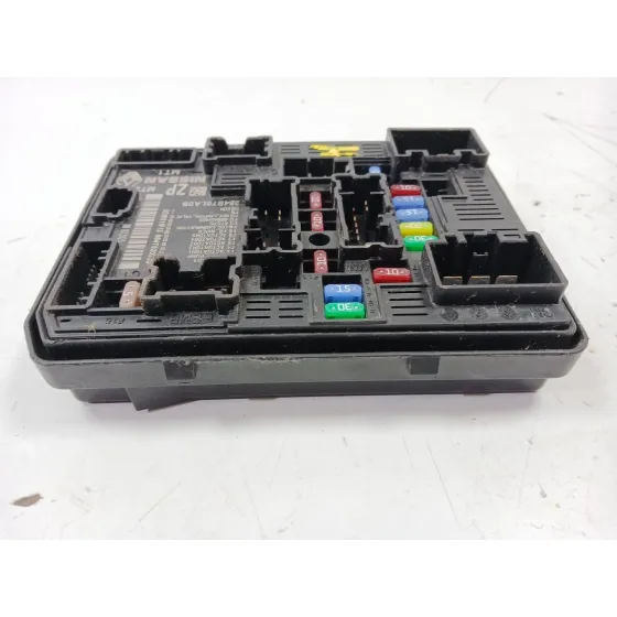 Caja Reles / Fusibles para Nissan Juke (F16_)