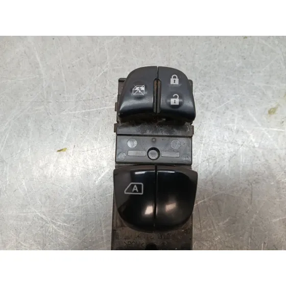 Mando Elevalunas Delantero Izquierdo para Nissan Qashqai Ii (J11, J11_)