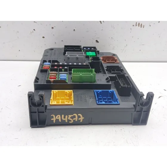Caja Reles / Fusibles para Citroën C4 Ii (Nc_)