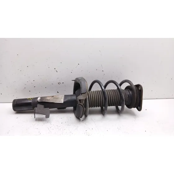 Amortiguador Delantero Derecho para Volvo V40 Hatchback (525)
