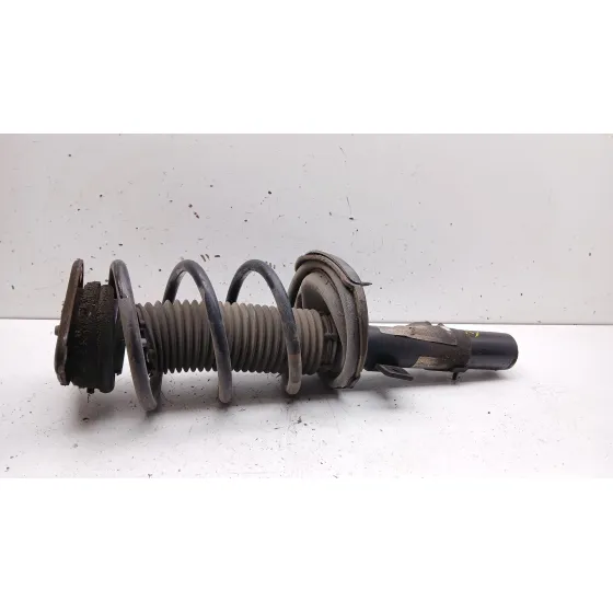 Amortiguador Delantero Derecho para Volvo V40 Hatchback (525)