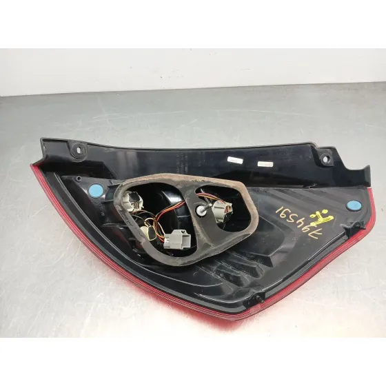 Piloto Trasero Izquierdo para Ford Fiesta Vi (Cb1, Ccn)