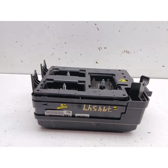 Caja Reles / Fusibles para Chevrolet Aveo Sedan (T300)