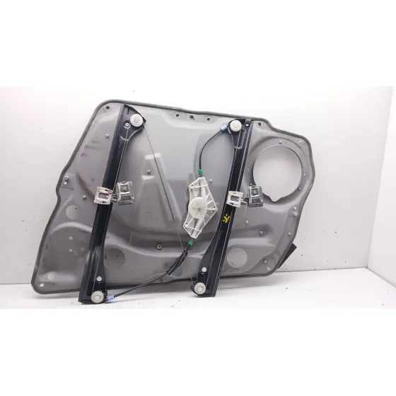 Elevalunas Delantero Izquierdo para Mercedes-Benz Clase B Sports Tourer (W245)