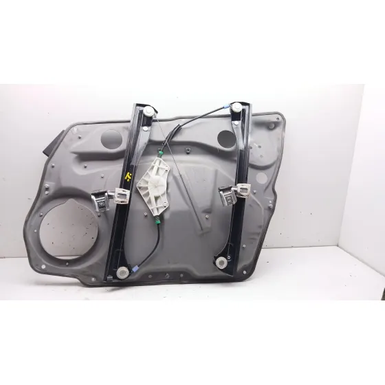 Elevalunas Delantero Izquierdo para Mercedes-Benz Clase B Sports Tourer (W245)