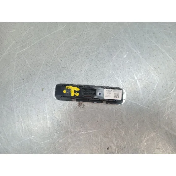 Interruptor para Omoda 5