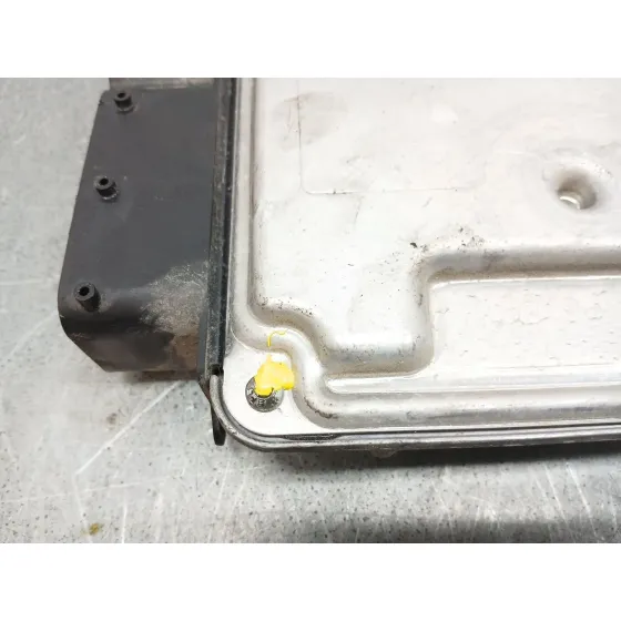 Centralita Motor Uce para Seat Leon St (5F8)