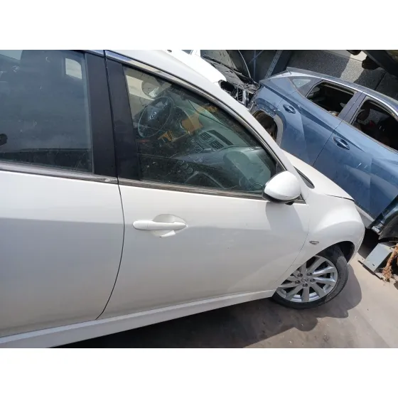Puerta Delantera Derecha para Mazda 6 Hatchback (Gh)