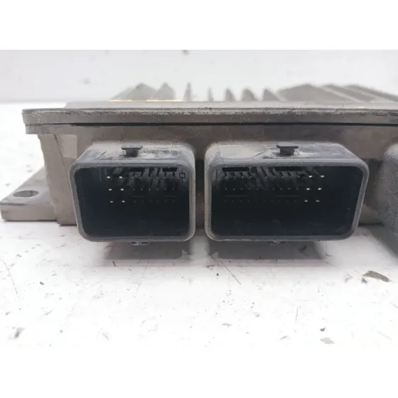 Centralita Motor Uce para Renault Kangoo (Kc0/1_)