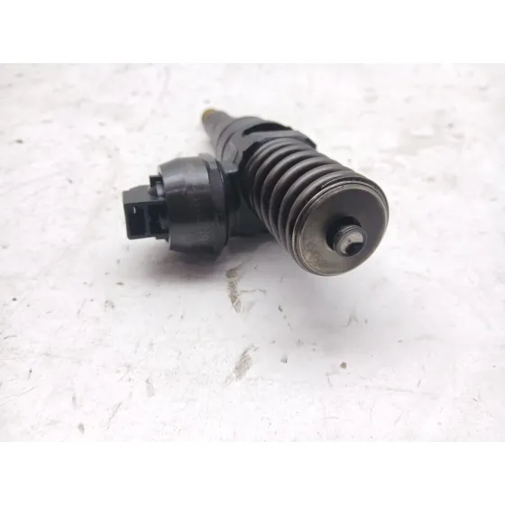 Inyector para Seat Ibiza Iii (6L1)
