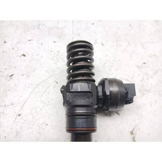 Inyector para Seat Ibiza Iii (6L1)