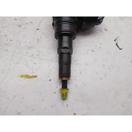 Inyector para Seat Ibiza Iii (6L1)