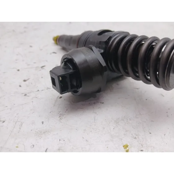 Inyector para Seat Ibiza Iii (6L1)