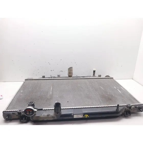 Radiador Agua para Mazda 3 Lim. ()