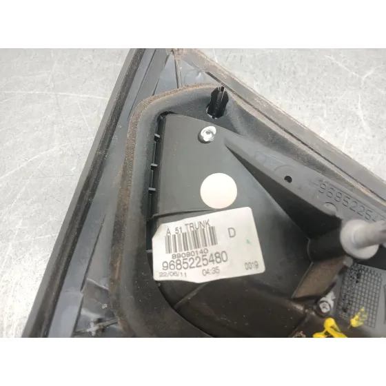 Piloto Trasero Derecho Interior para Citroën C3 Ii (Sc_)