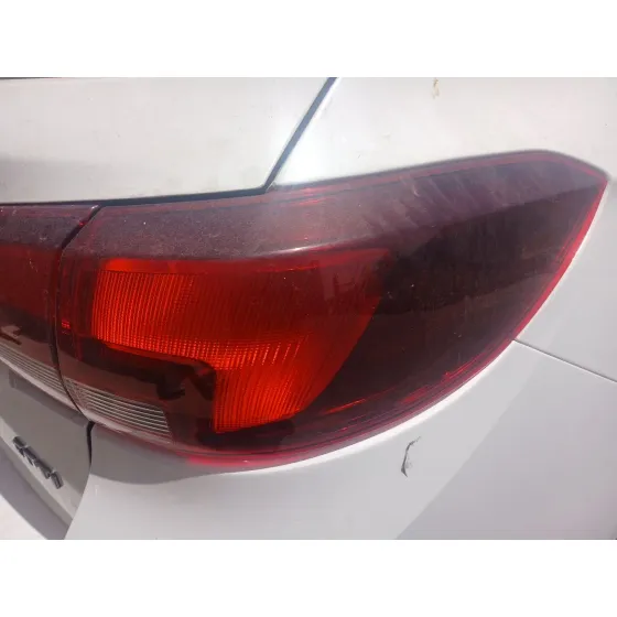Piloto Trasero Derecho para Opel Astra K Sports Tourer (B16)