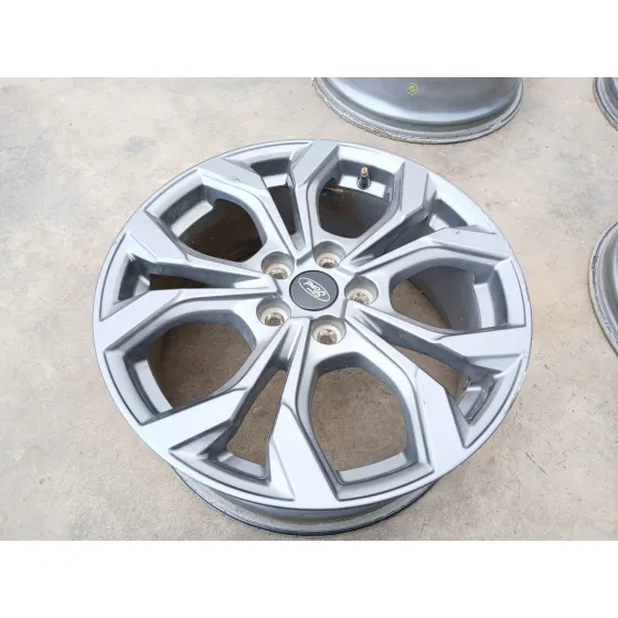Llanta para Ford Focus Iv (Hn)