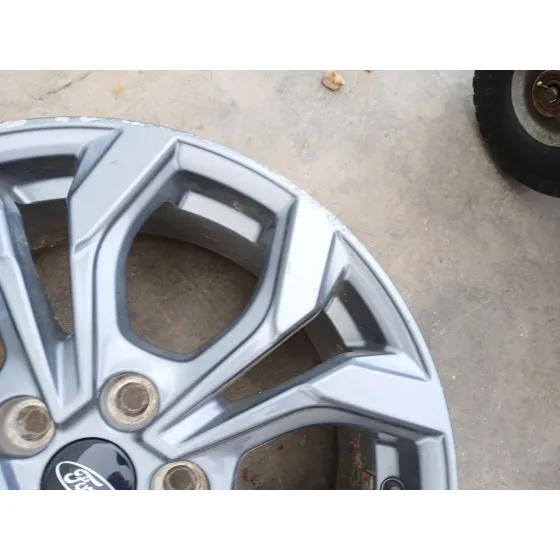 Llanta para Ford Focus Iv (Hn)