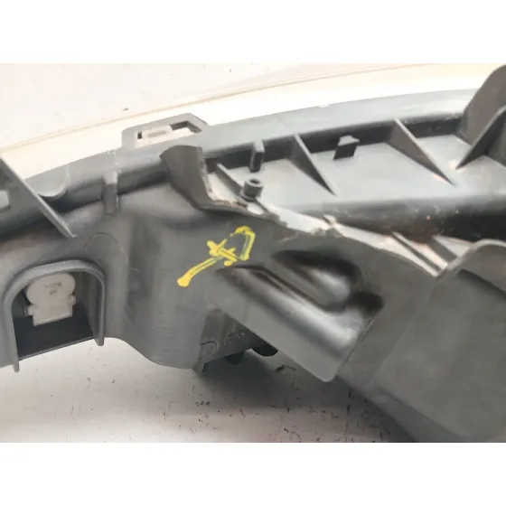 Faro Derecho para Peugeot 207/207+ (Wa_, Wc_)