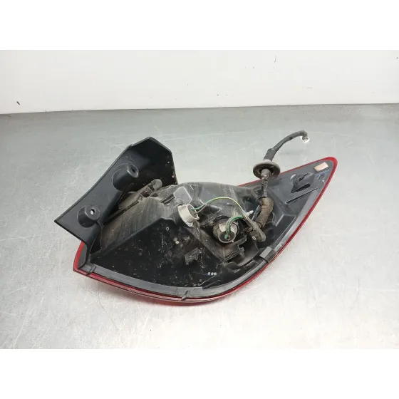 Piloto Trasero Izquierdo para Mazda 2 Hatchback (Dl, Dj)