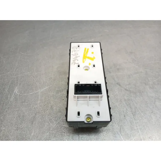 Mando Elevalunas Delantero Izquierdo para Kia Stonic (Yb)