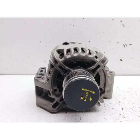 Alternador para Opel Corsa D (S07)